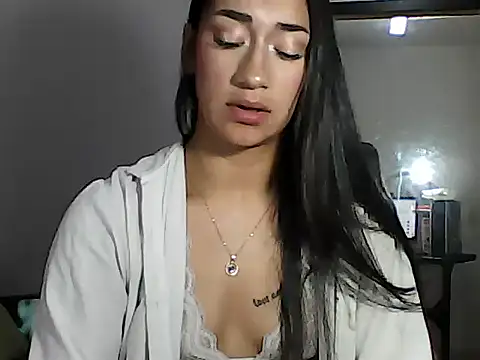 Snapshot of Miia__strog chatting on October 26, 2025, 7:09 pm Miia strog online show from October 26, 2025, 7:09 pm