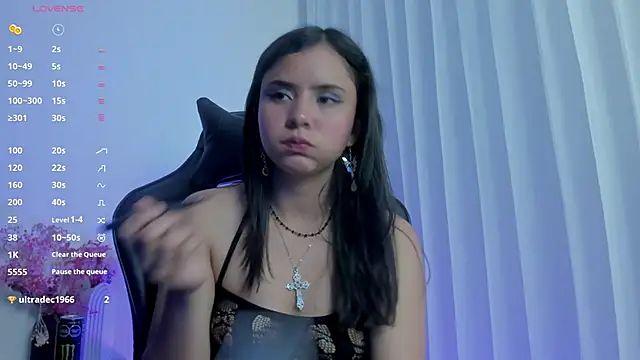 BabyLux online show from November 14, 2025, 9:46 pm