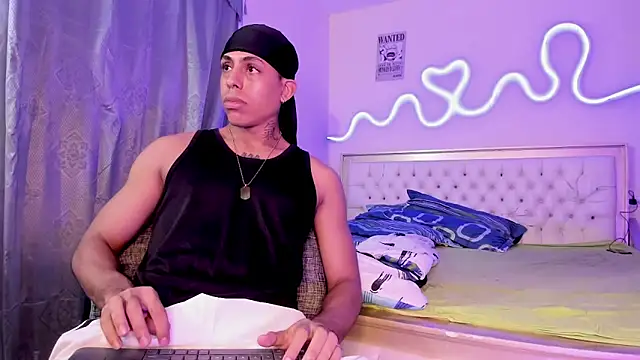 Glader31 online show from September 26, 2025, 9:08 pm