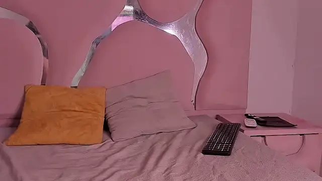 Snapshot of fallenangelsasm chatting on November 1, 2025, 9:17 pm fallenangelsasm online show from November 1, 2025, 9:17 pm