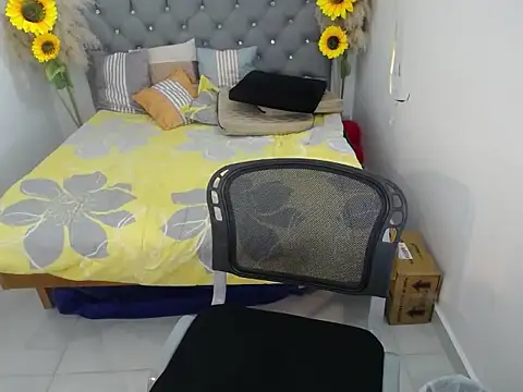 Snapshot of hotlesby_valery chatting on November 6, 2025, 11:55 am hotlesby valery online show from November 6, 2025, 11:55 am