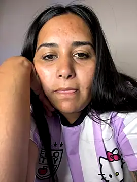 Ayee23-3 online show from November 1, 2025, 6:10 pm