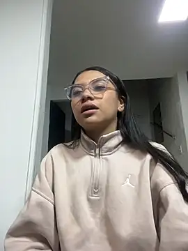 gabriela paris online show from July 25, 2026, 4:43 am