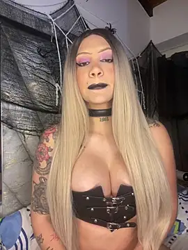 Snapshot of liahouses chatting on October 22, 2025, 10:53 pm liahouses online show from October 22, 2025, 10:53 pm