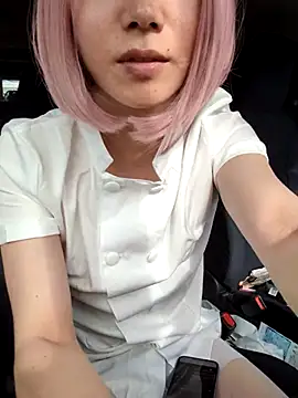 takusaki223 online show from October 18, 2025, 3:20 am