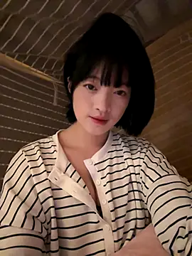 Tramy xx online show from October 13, 2025, 3:39 am