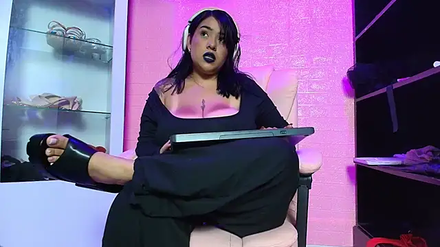 Snapshot of rossetta1 chatting on May 30, 2026, 7:55 pm rossetta1 online show from May 30, 2026, 7:55 pm