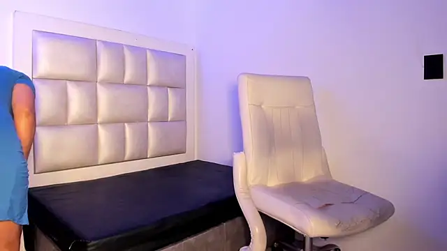 Snapshot of peyton__wat chatting on February 6, 2026, 12:19 pm peyton wat online show from February 6, 2026, 12:19 pm