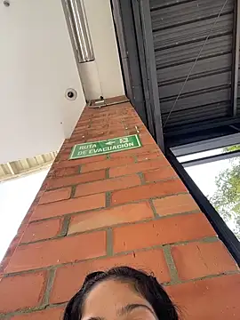 KatThomas online show from March 3, 2026, 9:42 pm