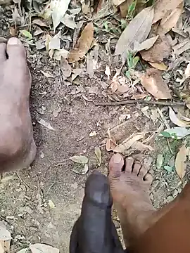 DICKLANKA online show from October 1, 2025, 10:43 am