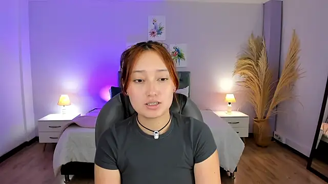 Snapshot of Samara_Hilton_2 chatting on October 20, 2025, 7:14 pm Samara Hilton 2 online show from October 20, 2025, 7:14 pm