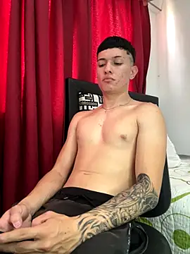 Snapshot of Dav_oviedo chatting on October 9, 2025, 7:23 pm Dav oviedo online show from October 9, 2025, 7:23 pm