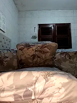 Snapshot of hellenzinhadelicinha chatting on November 10, 2025, 4:06 pm hellenzinhadelicinha online show from November 10, 2025, 4:06 pm