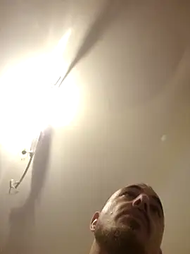 jimmyking1004    online show from November 20, 2025, 10:31 pm