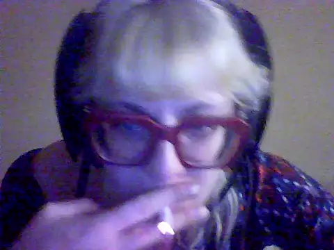 Snapshot of BlondieTami chatting on September 20, 2025, 5:52 am BlondieTami online show from September 20, 2025, 5:52 am