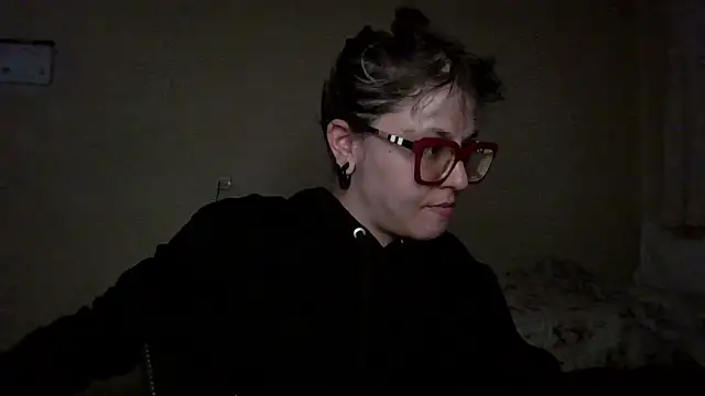 Snapshot of BlondieTami chatting on March 18, 2026, 2:26 am BlondieTami online show from March 18, 2026, 2:26 am