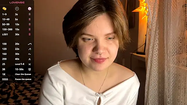 SabrinaFolts online show from October 26, 2025, 5:08 pm