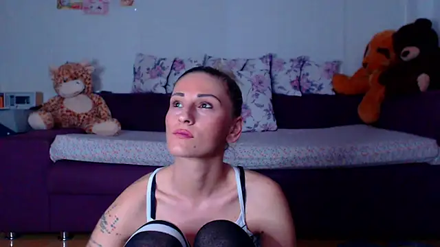 Snapshot of CassieSpell chatting on April 25, 2026, 8:50 pm CassieSpell online show from April 25, 2026, 8:50 pm