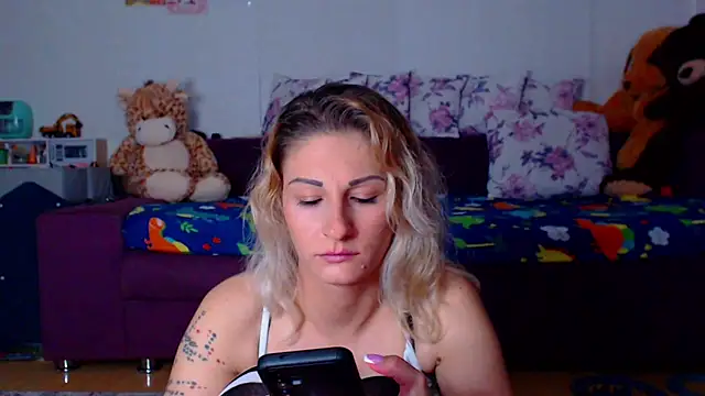 Snapshot of CassieSpell chatting on April 30, 2026, 8:57 pm CassieSpell online show from April 30, 2026, 8:57 pm