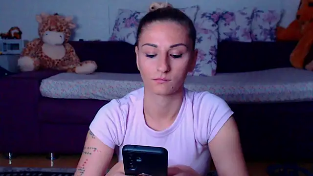 Snapshot of CassieSpell chatting on May 11, 2026, 7:44 pm CassieSpell online show from May 11, 2026, 7:44 pm