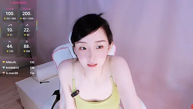 Snapshot of Niannian- chatting on July 26, 2026, 7:54 pm Niannian- online show from July 26, 2026, 7:54 pm