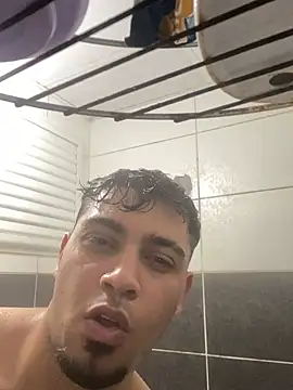 astoperaa online show from January 10, 2026, 5:58 pm