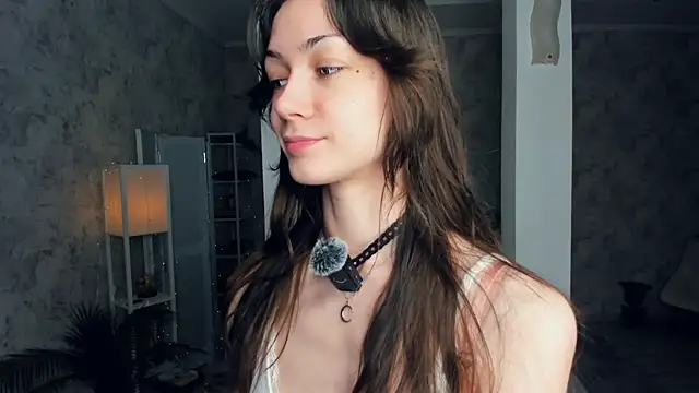 ReneeLippeatt online show from December 13, 2025, 7:53 pm