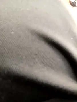  Luna-1 online show from October 24, 2025, 3:19 pm