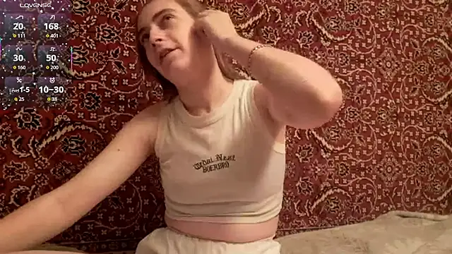 ivetabloom online show from October 18, 2025, 5:35 pm