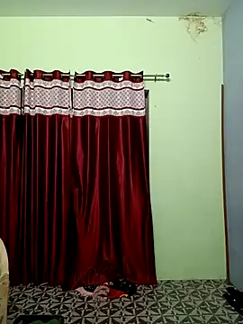 School medam online show from October 15, 2025, 3:45 pm