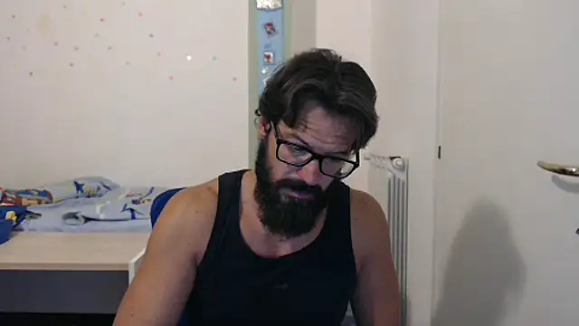 Snapshot of muscoloporco chatting on October 6, 2025, 9:01 pm muscoloporco online show from October 6, 2025, 9:01 pm