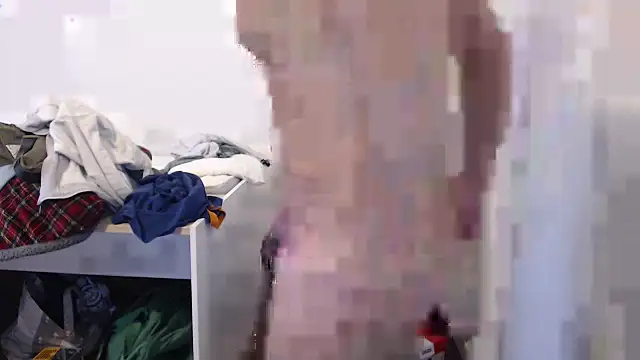 Snapshot of muscoloporco chatting on October 21, 2025, 3:24 pm muscoloporco online show from October 21, 2025, 3:24 pm