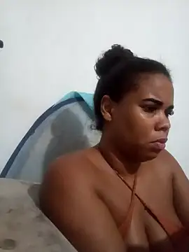 Snapshot of PrettahSantos chatting on May 15, 2026, 3:13 am PrettahSantos online show from May 15, 2026, 3:13 am