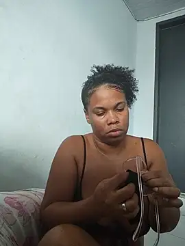 Snapshot of PrettahSantos chatting on July 28, 2026, 3:54 pm PrettahSantos online show from July 28, 2026, 3:54 pm