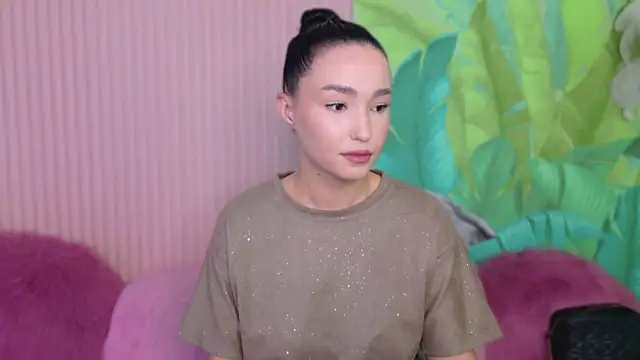 Amanda Choi online show from October 8, 2025, 5:38 am