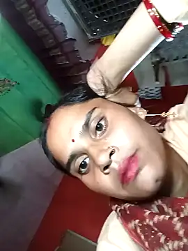 Cuty sunena online show from September 24, 2025, 10:29 am