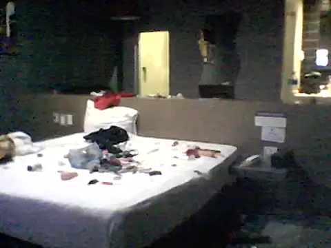 Snapshot of transreyna chatting on February 21, 2025, 12:28 pm transreyna online show from February 21, 2025, 12:28 pm