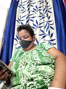 Deborbhavi222 online show from March 31, 2026, 6:41 pm