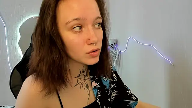 Snapshot of Elastikisss chatting on April 9, 2026, 7:58 am Elastikisss online show from April 9, 2026, 7:58 am