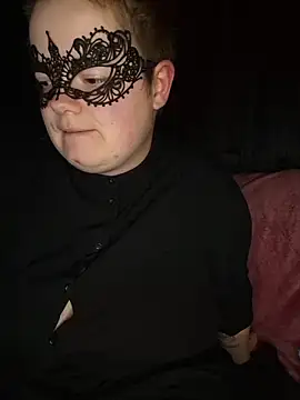 Katy2323 online show from October 7, 2025, 7:33 pm