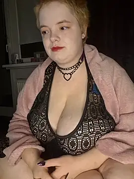 Katy2323 online show from November 8, 2025, 7:56 pm