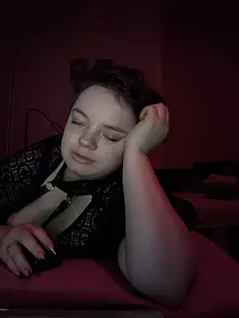 Katy2323 online show from December 19, 2025, 8:27 pm