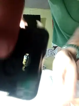 HungHangup online show from April 22, 2026, 7:15 pm