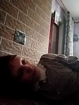 Ponka2011 online show from April 16, 2026, 5:08 am