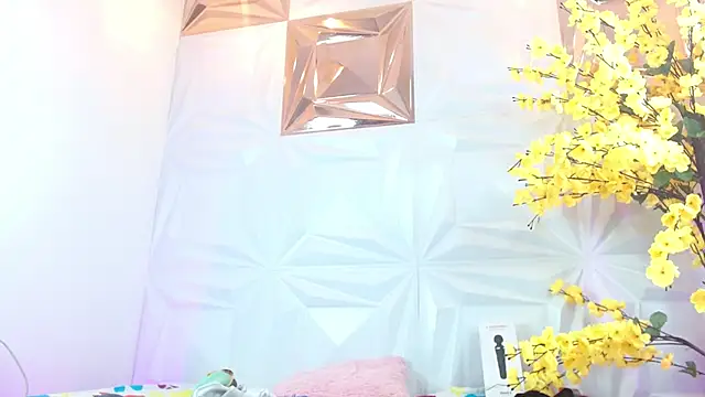 Taira Bms online show from October 10, 2025, 3:27 am