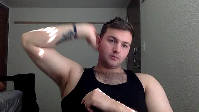 daddypineapple77 online show from February 7, 2026, 4:33 pm