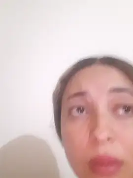 lindsay-rosee online show from November 17, 2025, 3:01 am