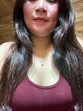 violet-00 online show from July 5, 2026, 4:19 am