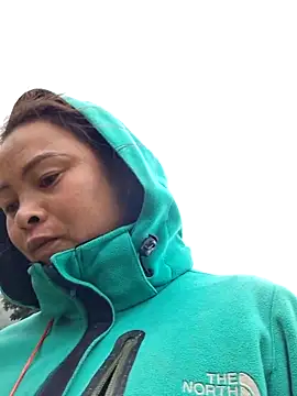 xuxulovezz online show from March 13, 2026, 1:56 am