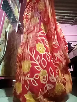 Snapshot of reya743 chatting on November 6, 2025, 5:52 am reya743 online show from November 6, 2025, 5:52 am